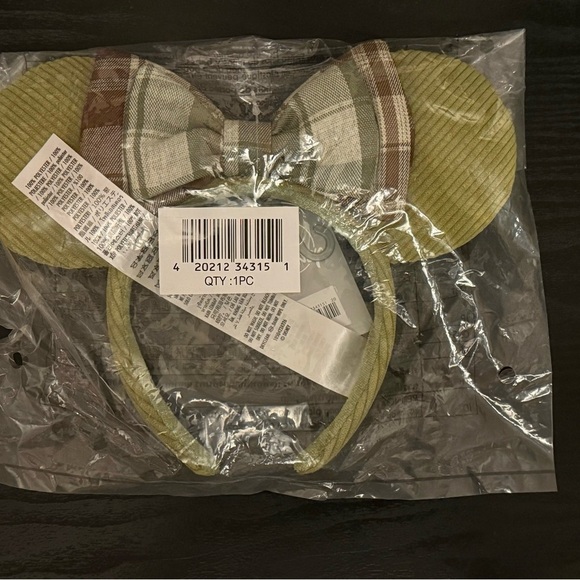 Pear Plaid Minnie Ear Headband - Picture 6 of 7